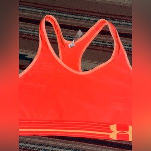 Under Armor/ Sports Bra / Never Worn